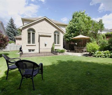 For Lease - 470 Safari Drive, Oshawa, Ontario - Photo 4