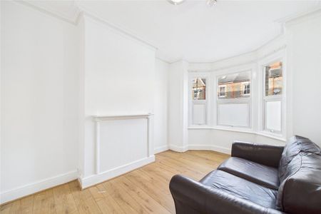 3 bedroom terraced house to rent - Photo 4