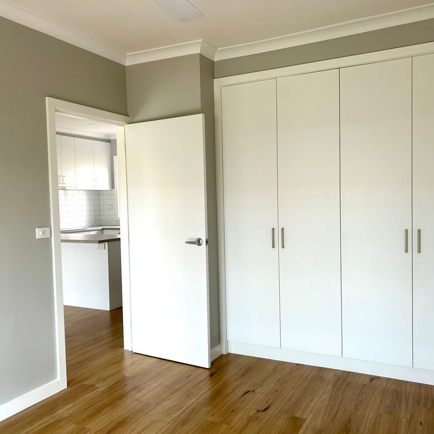 Neat One Bedroom Unit - Photo 1