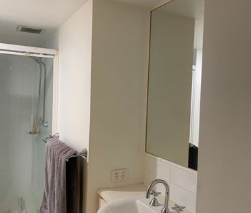 South Brisbane - Photo 1