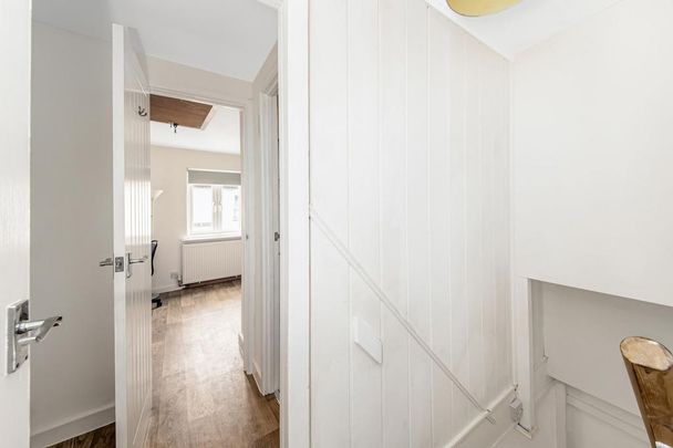 2 bedroom terraced house to rent - Photo 1