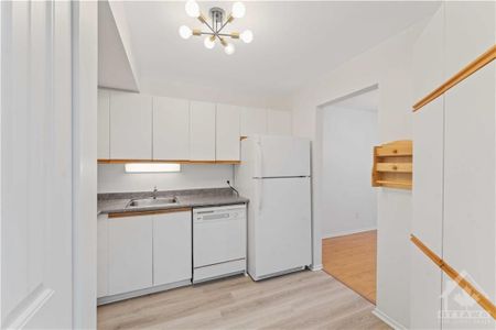 For Lease - 268 Lorry Greenberg Drive Unit# 113, Hunt Club - South Keys and Area, Ontario - Photo 4