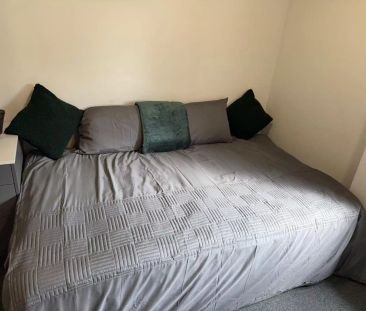 Deluxe Studio | London House - Photo 3