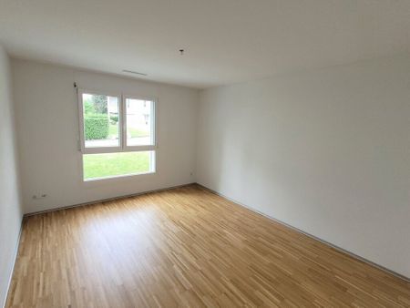 Comfort & top location: dream apartment in Grenchen! - Photo 2
