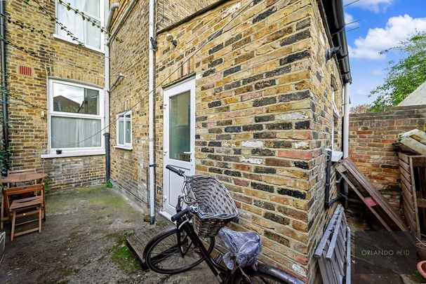 1 bedroom detached house to rent - Photo 1