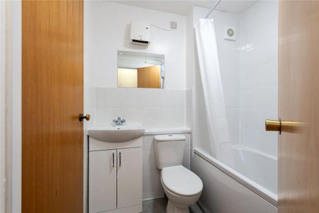 Studio to rent - Photo 5