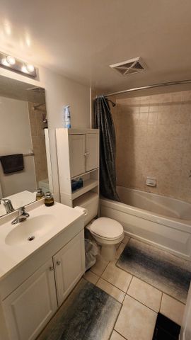 For Lease - 30 Grand Trunk Crescent Unit# 2205, Toronto, Ontario - Photo 3