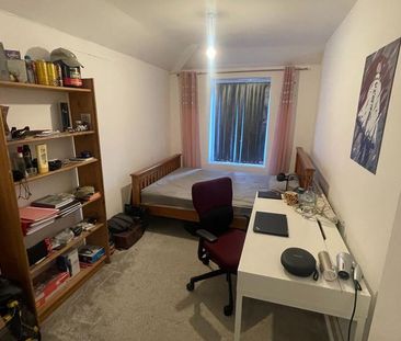 5 bedroom semi-detached house to rent - Photo 6