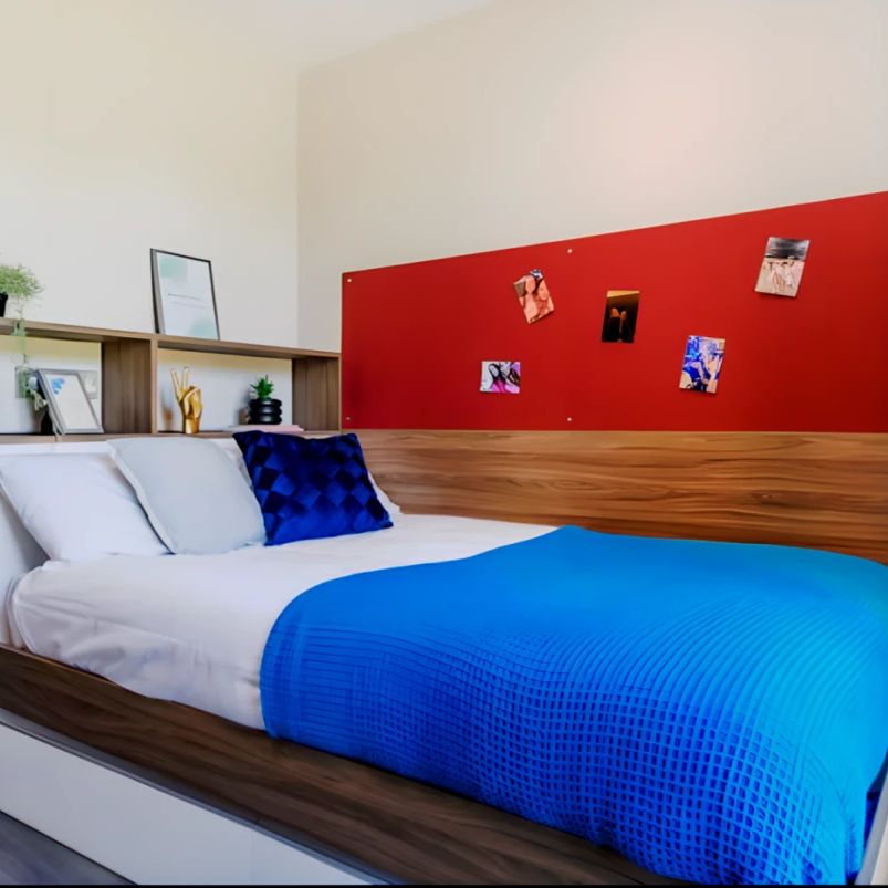 Bedroom Bronze (Shared Bathroom 12) - Photo 1
