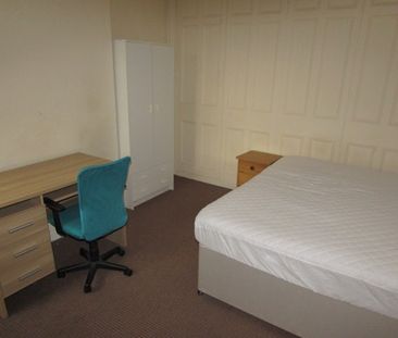 4 Bed - Chetwynd Road, Southsea, Po4 - Photo 5