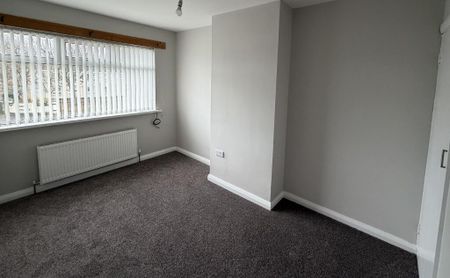 638 Shore Road, Belfast, BT15 4HG - Photo 4