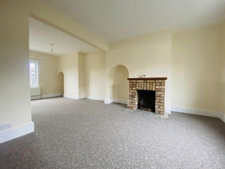 2 bedroom semi-detached house to rent - Photo 3