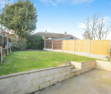 2 bedroom semi-detached house to rent - Photo 6