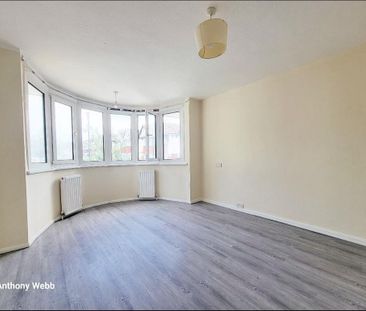 5 bedroom semi-detached house to rent - Photo 4
