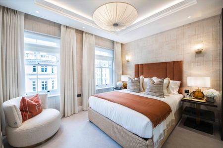 2 bedroom conversion flat with 1 reception and 3 bathrooms in Kensington, W8 - Photo 5