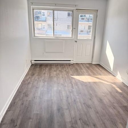 3 1/2 (1 bedroom apt) $1200 a louer Rosemont - Photo 3
