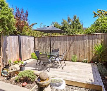 Townhouse Living - Photo 5