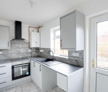 2 bedroom terraced house to rent - Photo 6