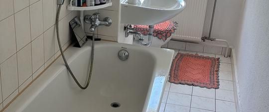 Schöne, frisch renovierte 3-Zimmer-Wohnung in ruhiger Lage - Foto 1