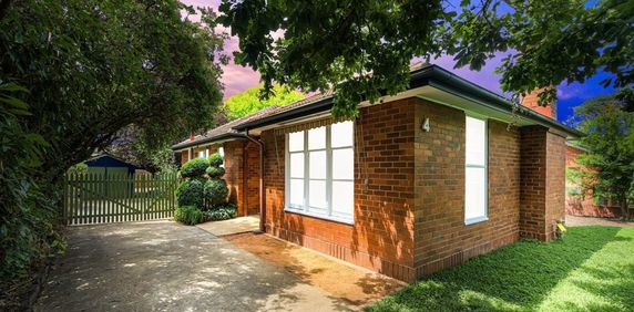 Charming Family Home with Private Backyard - Photo 2