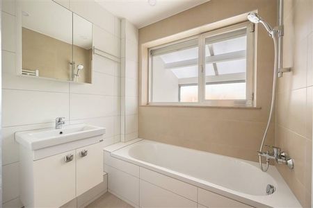 Appartement te huur - Foto 2