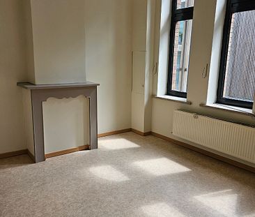 Ruim Appartement in centrum Izegem met garage! - Photo 3