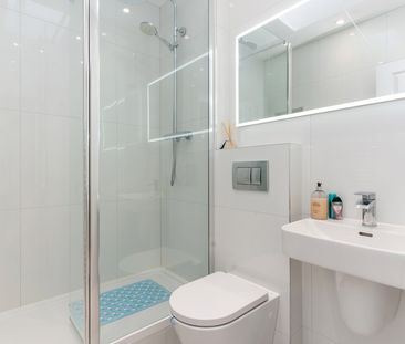 Apt 88, The Sweepstakes, Ballsbridge Park, Merrion Road, Dublin 4, ... - Photo 2