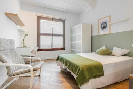 Gran Via Marquès del Túria Gran Via, Valencia, Valencian Community 46005 - Photo 5