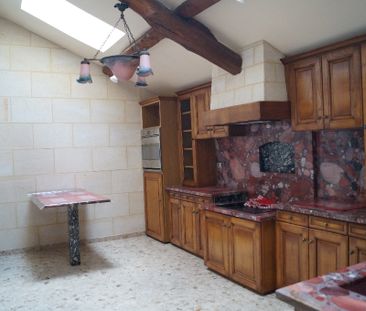 Location Maison 5 pièces 109m² JUIGNE SUR LOIRE 49610 - Photo 6