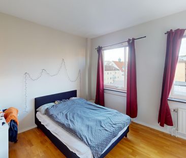 Drottninggatan 39 - Photo 1