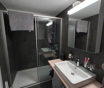 Charmante 2.5-Zimmer-Wohnung im Erdgeschoss - Photo 4