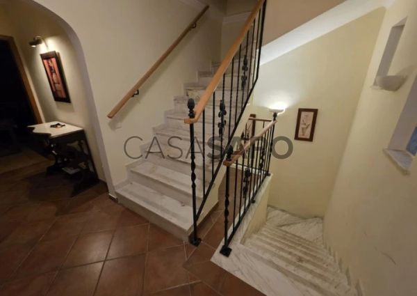 Moradia T4 para alugar em Albufeira