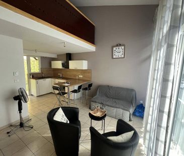 Location appartement duplex/triplex 2 pièces 31 m² à Villefranche-d... - Photo 2