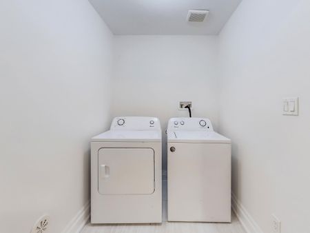 For Lease - 21 Gemma Place, Brampton, Ontario - Photo 3