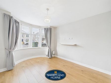 3 bedroom terraced house to rent - Photo 2