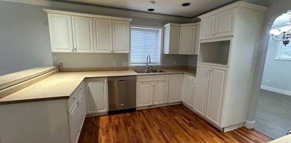 Family Home on Townline Hill - Photo 2