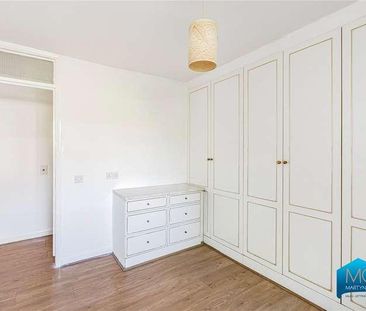 Whitefriars Court, Friern Park, North Finchley, London, N12 - Photo 4