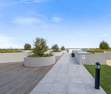 405/1060 Dandenong Road, Carnegie, Vic 3163 - Photo 2