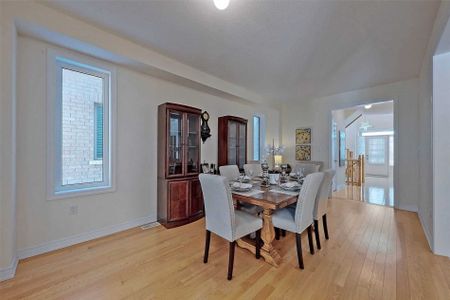 For Lease - 72 Falconridge Terrace, East Gwillimbury, Ontario - Photo 5