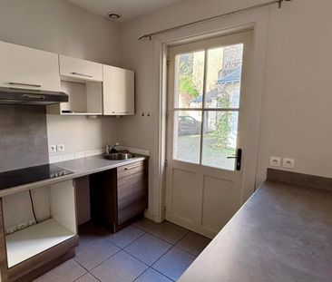 Appartement POITIERS – 2 pièces – 39.88 m2 - Photo 2