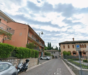 Pastrengo Centro-Trilocale - Photo 1