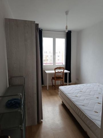 Location Appartement 1 pièce Meublé 10m² ST BRIEUC 22000 - Photo 3