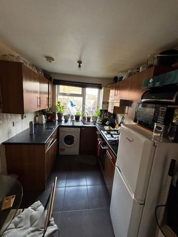 3 Bed Flat, Jack Barnett Way, N22 - Photo 5