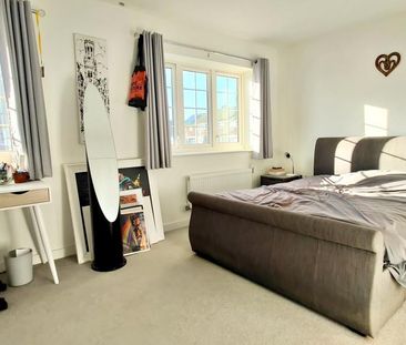 2 bedroom terraced house to rent - Photo 2