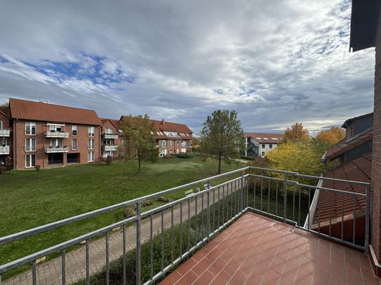 Perfekter Rückzugsort: Moderne 3-Raum-Wohnung mit Balkon - Foto 1