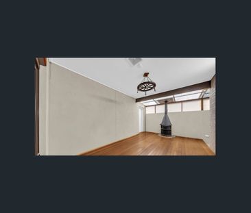 Stylish Family Living in Prime Williams Landing Location For Lease!! - Photo 1