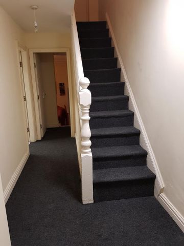 6 bedroom triplex to rent - Photo 5