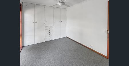 Beautifully Refreshed 4-Bedroom Home Close to Everything - Photo 2