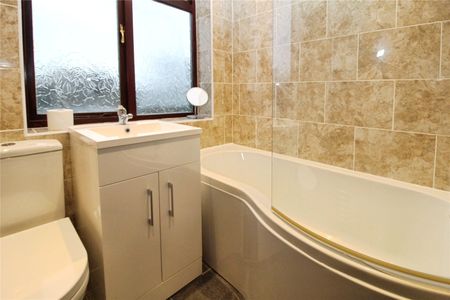 4 bedroom house to rent - Photo 4