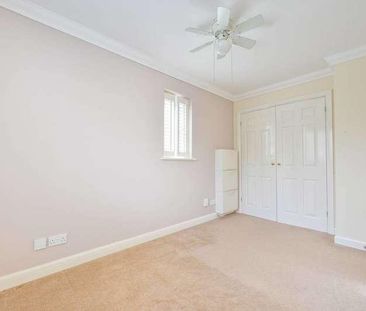 Teal Place, Cheam, SM1 - Photo 4